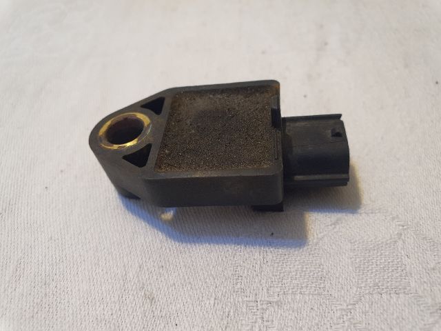 bontott TOYOTA AVENSIS T25 Bal első Oldal Ütközés Érzékelő