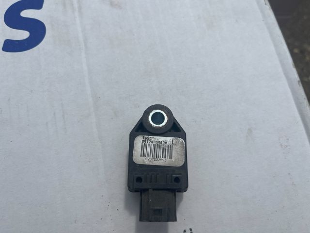 bontott TOYOTA AVENSIS T25 Bal első Oldal Ütközés Érzékelő