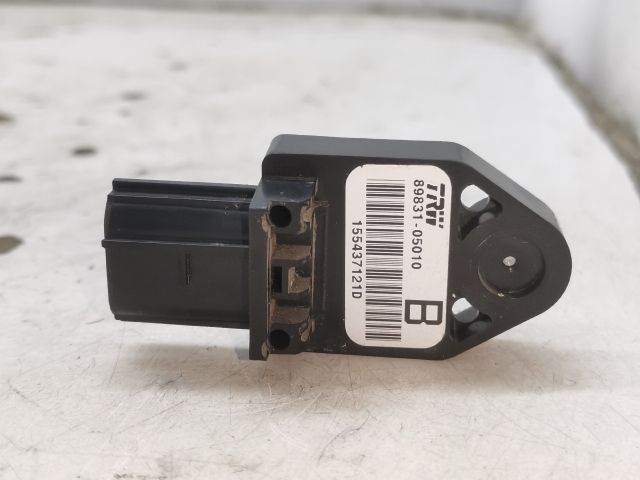 bontott TOYOTA AVENSIS T25 Bal első Oldal Ütközés Érzékelő