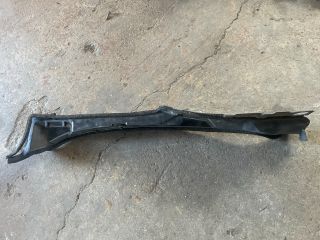 bontott TOYOTA AVENSIS T25 Bal első Sárvédő Zajszigetelés