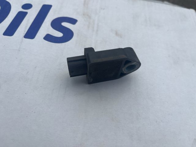 bontott TOYOTA AVENSIS T25 Bal első Ütközés Érzékelő (Homlokfalon)