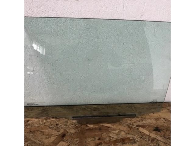 bontott TOYOTA AVENSIS T25 Bal hátsó Ablak