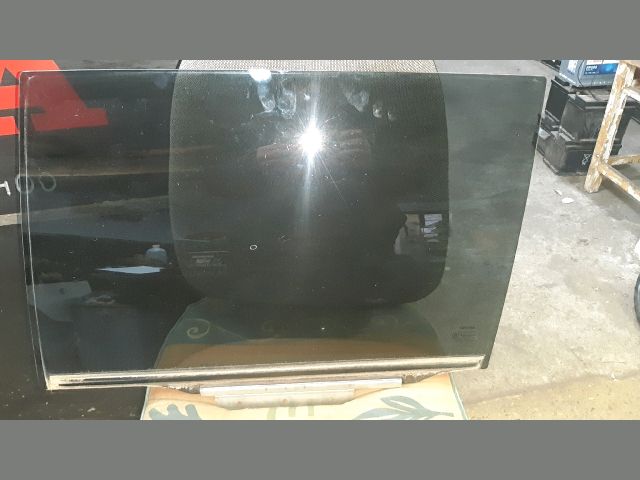 bontott TOYOTA AVENSIS T25 Bal hátsó Ablak