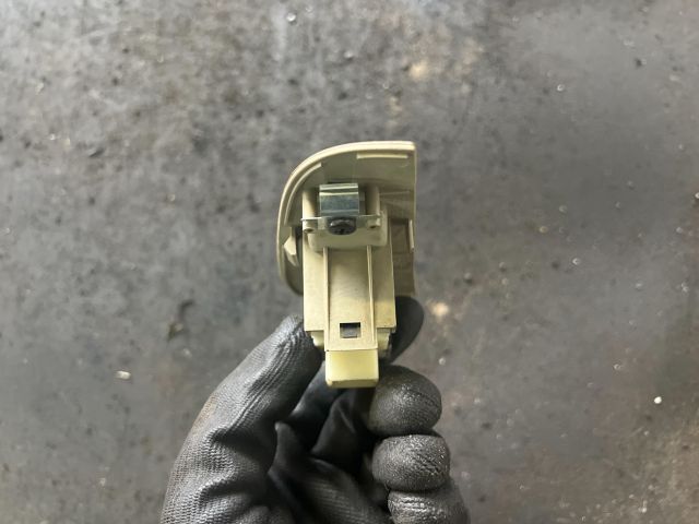 bontott TOYOTA AVENSIS T25 Bal hátsó Ablakemelő Kapcsoló