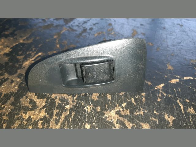 bontott TOYOTA AVENSIS T25 Bal hátsó Ablakemelő Kapcsoló