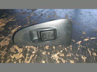 bontott TOYOTA AVENSIS T25 Bal hátsó Ablakemelő Kapcsoló