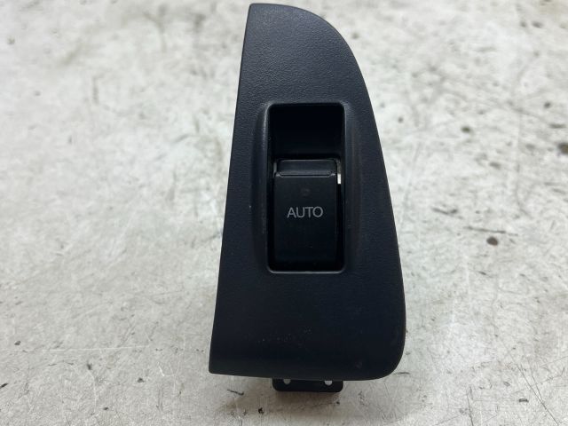 bontott TOYOTA AVENSIS T25 Bal hátsó Ablakemelő Kapcsoló