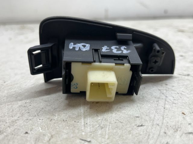 bontott TOYOTA AVENSIS T25 Bal hátsó Ablakemelő Kapcsoló