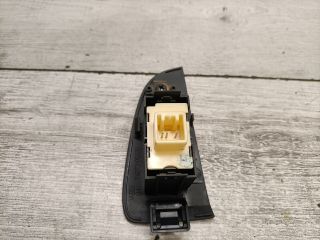 bontott TOYOTA AVENSIS T25 Bal hátsó Ablakemelő Kapcsoló