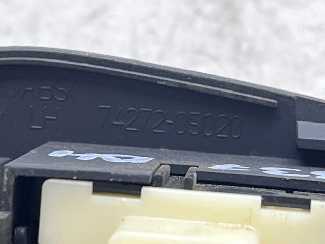 bontott TOYOTA AVENSIS T25 Bal hátsó Ablakemelő Kapcsoló