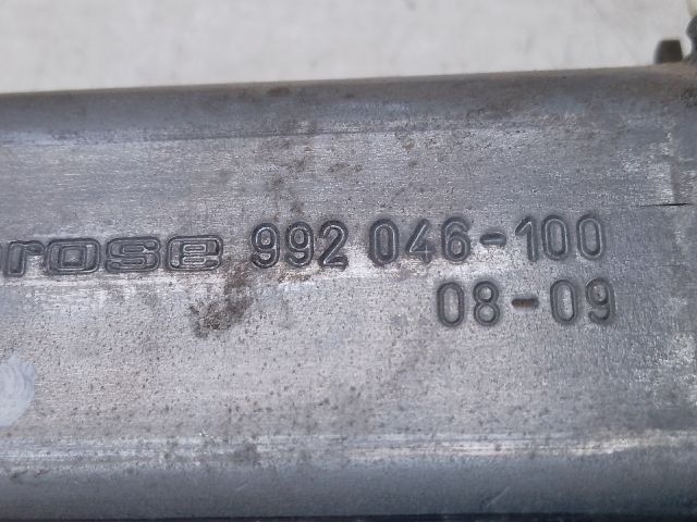 bontott TOYOTA AVENSIS T25 Bal hátsó Ablakemelő Motor