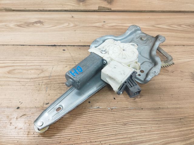 bontott TOYOTA AVENSIS T25 Bal hátsó Ablakemelő Szerkezet (Elektromos)