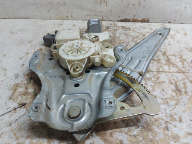 bontott TOYOTA AVENSIS T25 Bal hátsó Ablakemelő Szerkezet (Elektromos)