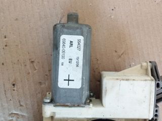 bontott TOYOTA AVENSIS T25 Bal hátsó Ablakemelő Szerkezet (Elektromos)