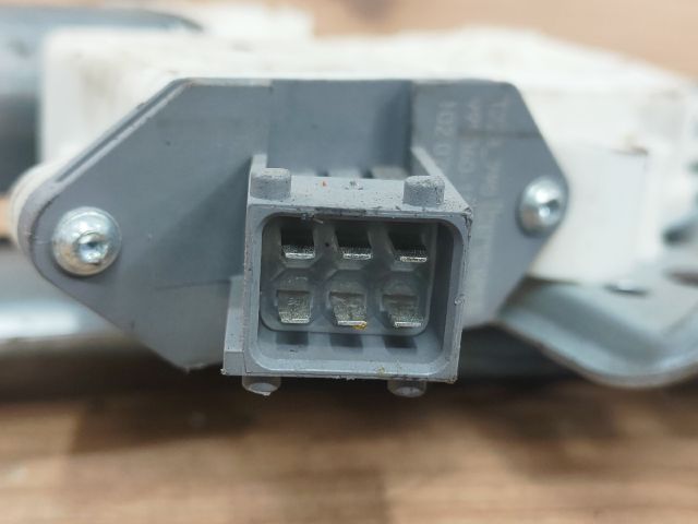 bontott TOYOTA AVENSIS T25 Bal hátsó Ablakemelő Szerkezet (Elektromos)