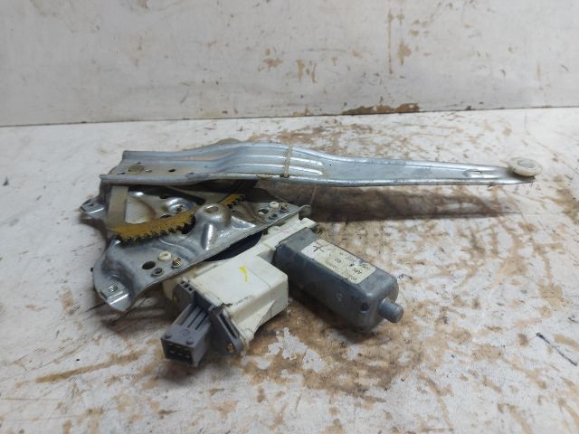 bontott TOYOTA AVENSIS T25 Bal hátsó Ablakemelő Szerkezet (Elektromos)