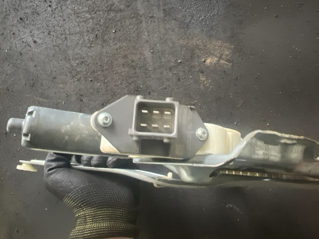 bontott TOYOTA AVENSIS T25 Bal hátsó Ablakemelő Szerkezet (Elektromos)