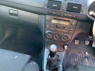 bontott TOYOTA AVENSIS T25 Bal hátsó Ajtó Kárpit