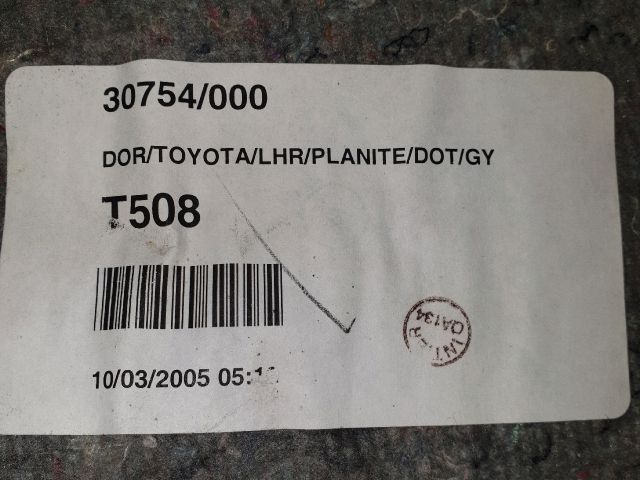 bontott TOYOTA AVENSIS T25 Bal hátsó Ajtó Kárpit