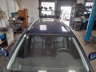 bontott TOYOTA AVENSIS T25 Bal hátsó Ajtó (Részeivel)