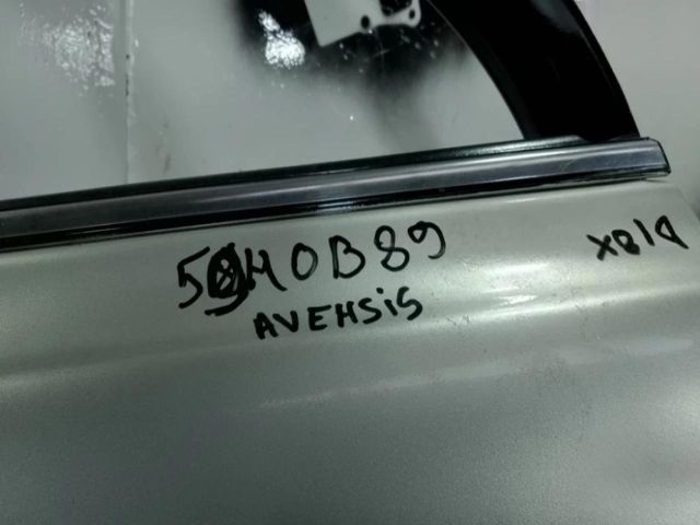 bontott TOYOTA AVENSIS T25 Bal hátsó Ajtó (Üres lemez)