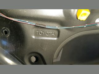 bontott TOYOTA AVENSIS T25 Bal hátsó Ajtó (Üres lemez)