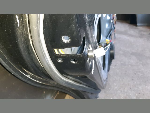 bontott TOYOTA AVENSIS T25 Bal hátsó Ajtó (Üres lemez)