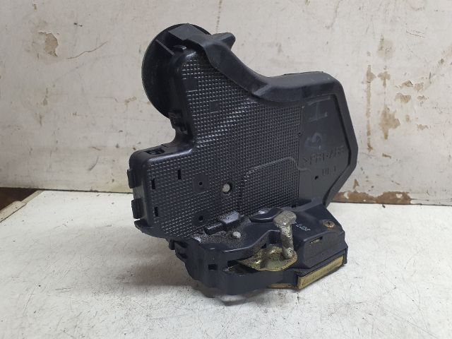 bontott TOYOTA AVENSIS T25 Bal hátsó Ajtózár