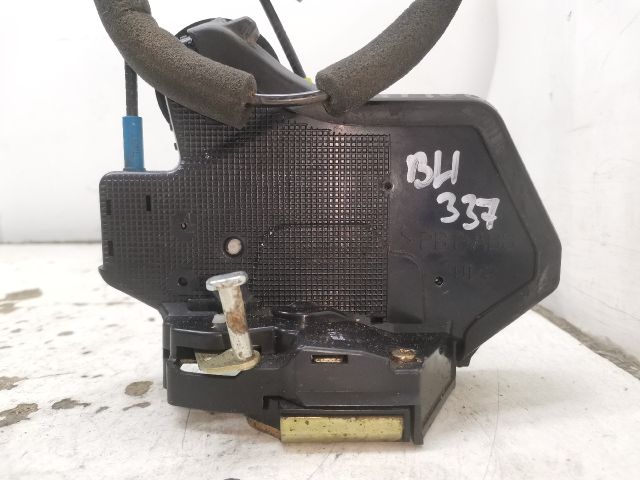 bontott TOYOTA AVENSIS T25 Bal hátsó Ajtózár