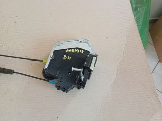 bontott TOYOTA AVENSIS T25 Bal hátsó Ajtózár