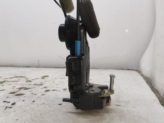 bontott TOYOTA AVENSIS T25 Bal hátsó Ajtózár