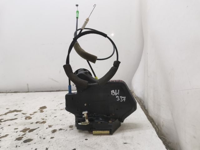 bontott TOYOTA AVENSIS T25 Bal hátsó Ajtózár