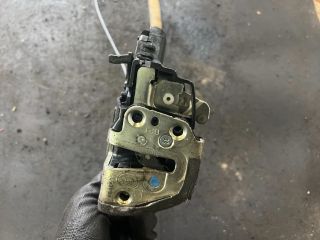 bontott TOYOTA AVENSIS T25 Bal hátsó Ajtózár