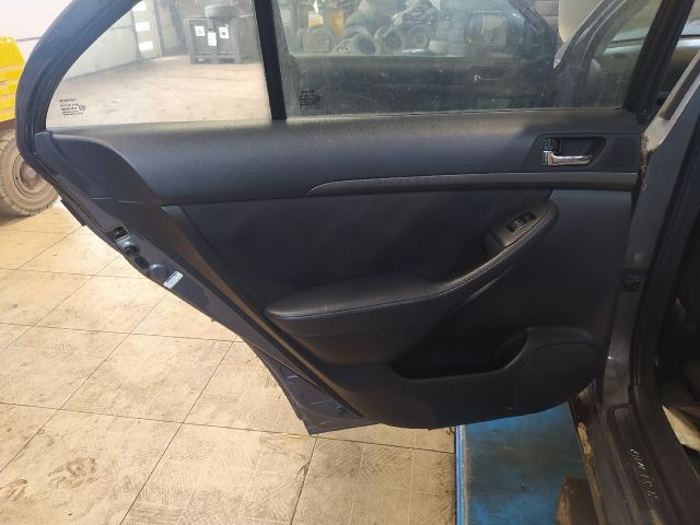 bontott TOYOTA AVENSIS T25 Bal hátsó Biztonsági Öv