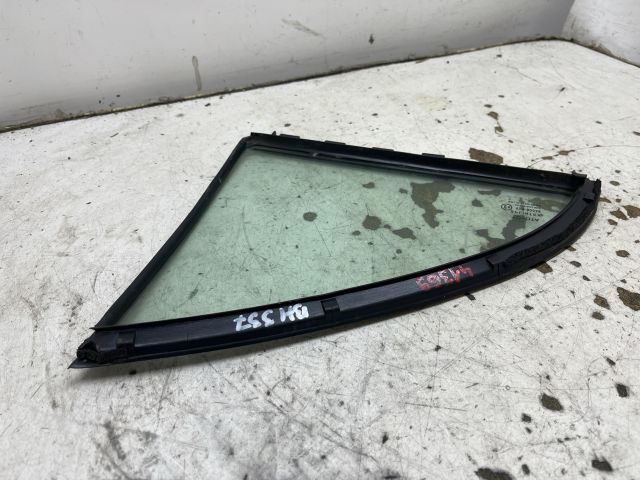 bontott TOYOTA AVENSIS T25 Bal hátsó Fixüveg (Ajtóban)