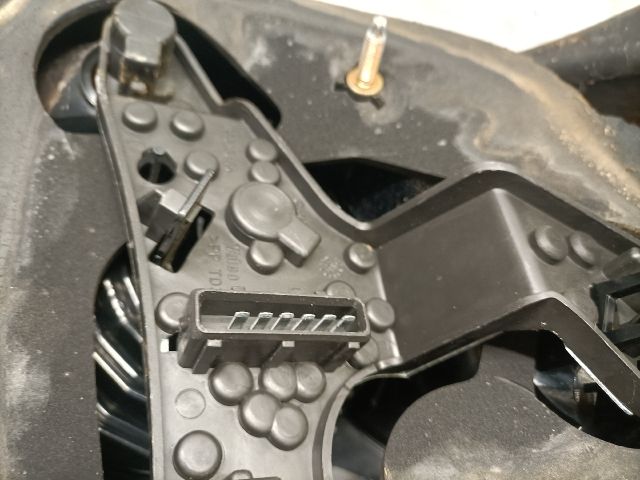 bontott TOYOTA AVENSIS T25 Bal Hátsó Lámpa