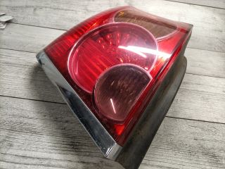 bontott TOYOTA AVENSIS T25 Bal Hátsó Lámpa