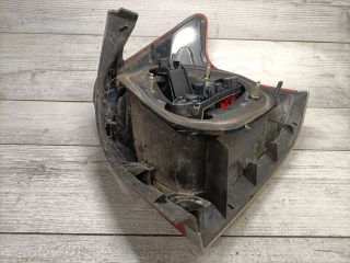 bontott TOYOTA AVENSIS T25 Bal Hátsó Lámpa