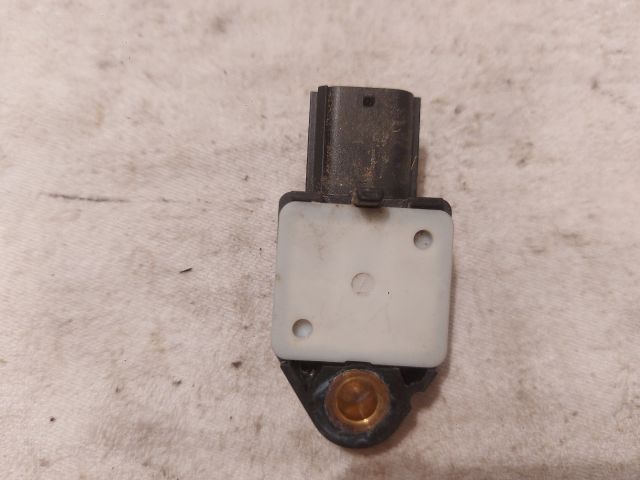 bontott TOYOTA AVENSIS T25 Bal hátsó Oldal Ütközés Érzékelő