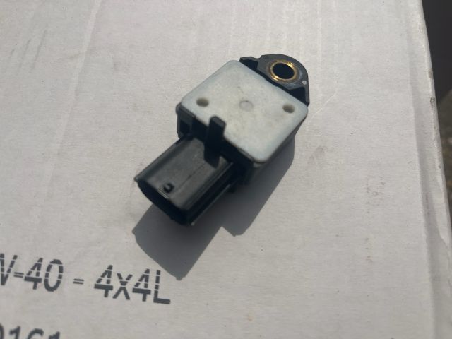 bontott TOYOTA AVENSIS T25 Bal hátsó Oldal Ütközés Érzékelő