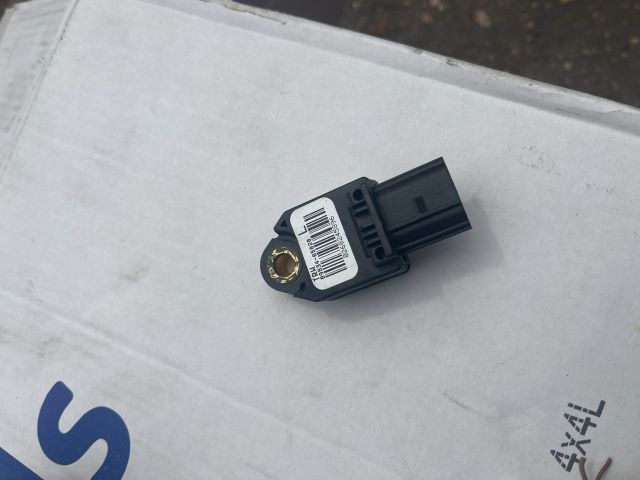 bontott TOYOTA AVENSIS T25 Bal hátsó Oldal Ütközés Érzékelő