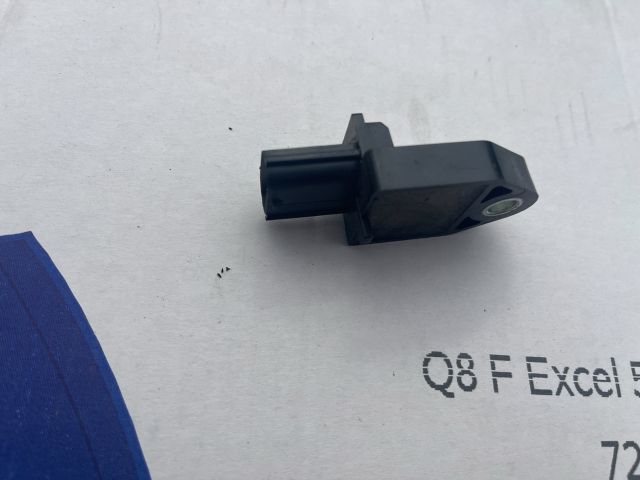 bontott TOYOTA AVENSIS T25 Bal hátsó Oldal Ütközés Érzékelő