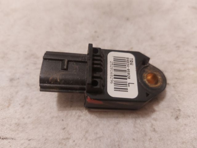 bontott TOYOTA AVENSIS T25 Bal hátsó Oldal Ütközés Érzékelő