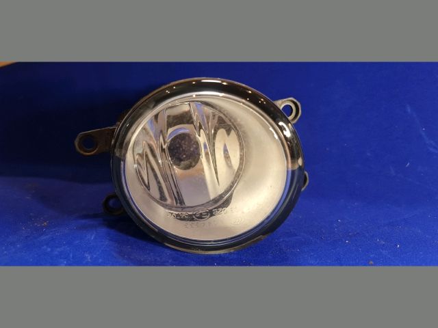 bontott TOYOTA AVENSIS T25 Bal Ködfényszóró