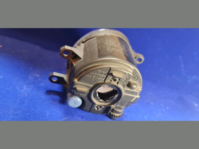 bontott TOYOTA AVENSIS T25 Bal Ködfényszóró