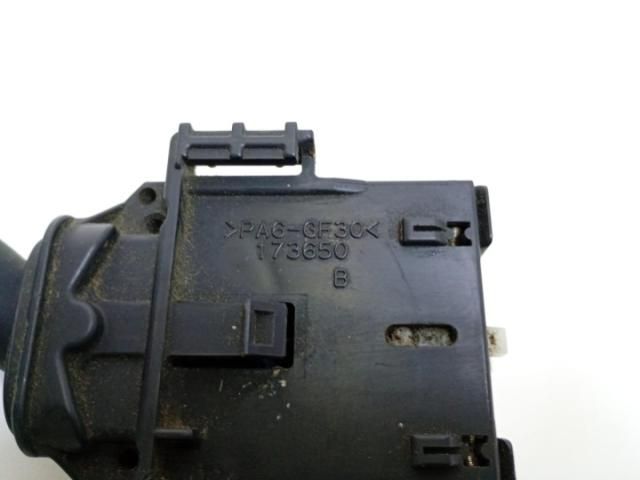 bontott TOYOTA AVENSIS T25 Bal Kormánykapcsoló Irányjelző