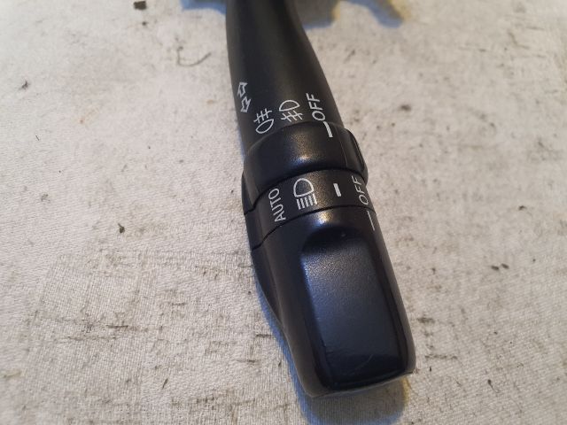 bontott TOYOTA AVENSIS T25 Bal Kormánykapcsoló Irányjelző