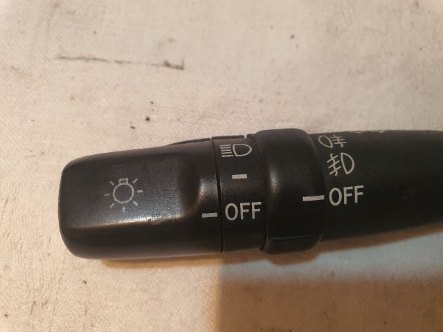 bontott TOYOTA AVENSIS T25 Bal Kormánykapcsoló Irányjelző