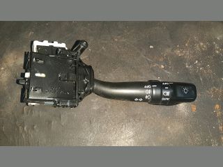 bontott TOYOTA AVENSIS T25 Bal Kormánykapcsoló Irányjelző