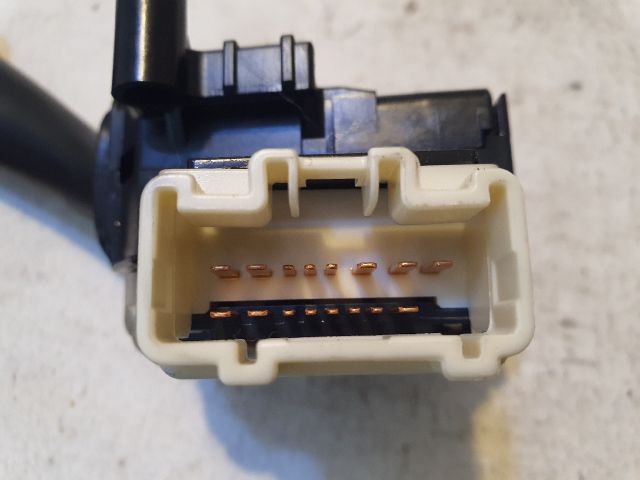 bontott TOYOTA AVENSIS T25 Bal Kormánykapcsoló Irányjelző